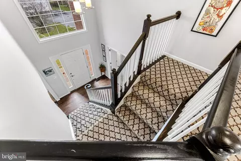 Entry Way - 6001 Florey Rd, Hanover, MD 21076 photo 4 of 6