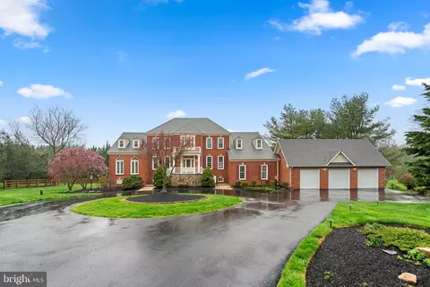 13309 Long Leaf Dr, Clarksville, MD 21029
