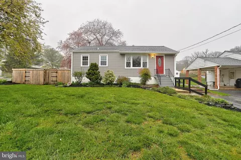 8401 Woodward St, Savage, MD 20763