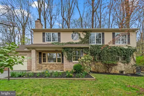 2929 Pinewick Rd, Ellicott City, MD 21042