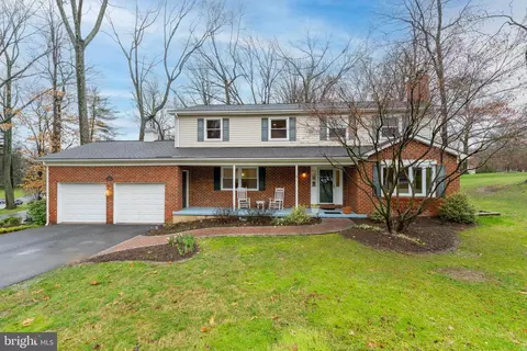 9839 Longview Dr, Ellicott City, MD 21042