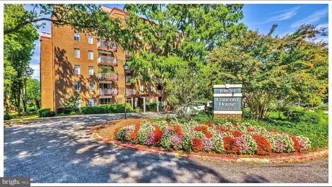 10850 Green Mountain Cir #307, Columbia, MD 21044