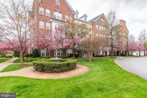 5801 Clipper Ln #206, Clarksville, MD 21029