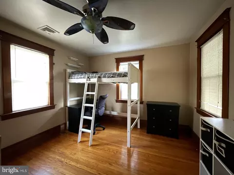 Bedroom - 10159 High Ridge Rd, Laurel, MD 20723 photo 2 of 6