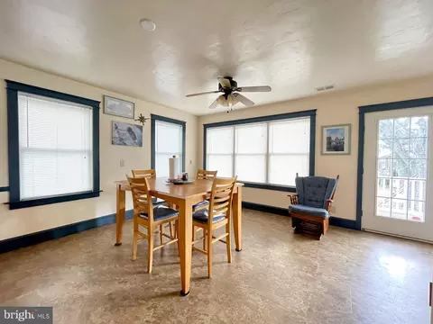 Dining - 10159 High Ridge Rd, Laurel, MD 20723 photo 2 of 2