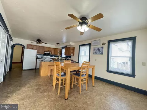 Dining - 10159 High Ridge Rd, Laurel, MD 20723 photo 1 of 2