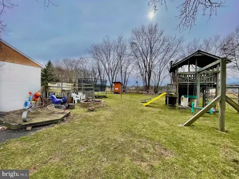 View/Area - 10159 High Ridge Rd, Laurel, MD 20723 photo 1 of 3