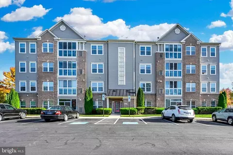 8440 Ice Crystal Dr #D, Laurel, MD 20723