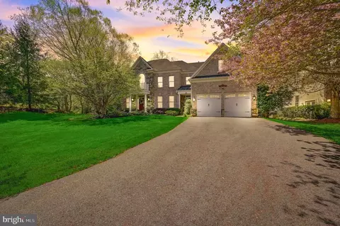 15005 Rolling Hills Dr, Glenwood, MD 21738