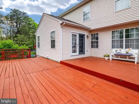 Exterior - 6440 Skipton Dr, Hanover, MD 21076 photo 7 of 9