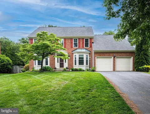 10312 Winners Circle Way, Laurel, MD 20723 photo 2