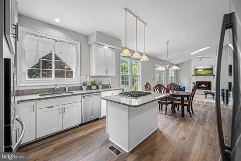 10312 Winners Circle Way, Laurel, MD 20723 photo 3