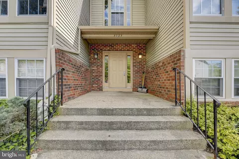 5735 Rowanberry Dr #209, Elkridge, MD 21075
