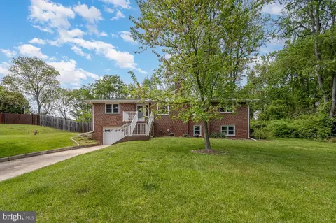 3390 Poplar Dr, Ellicott City, MD 21043
