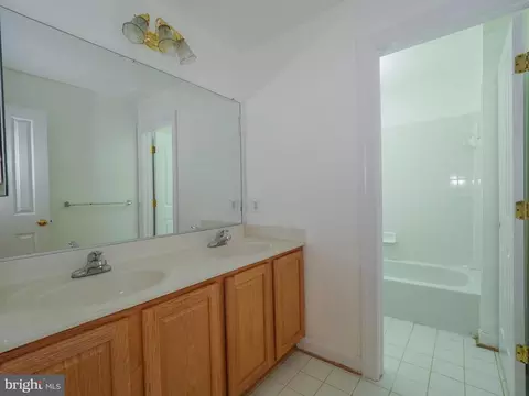 Bath - 8629 Saddleback Pl, Laurel, MD 20723 photo 1 of 6