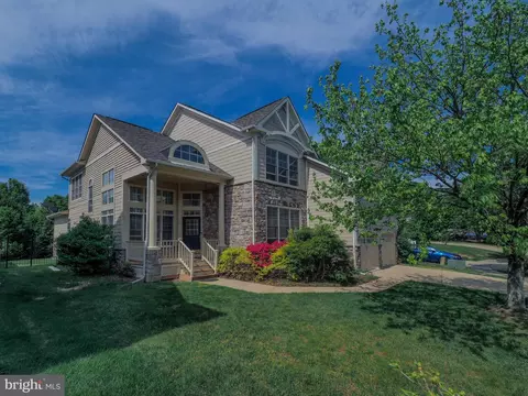 Exterior - 8629 Saddleback Pl, Laurel, MD 20723 photo 2 of 4