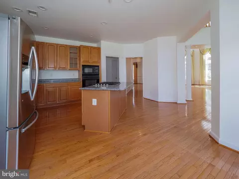 Kitchen - 8629 Saddleback Pl, Laurel, MD 20723 photo 9 of 11