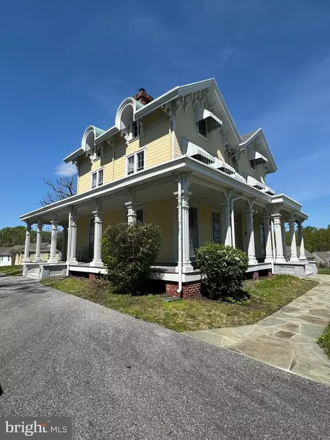 5840 Claremont Dr, Elkridge, MD 21075