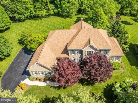 14041 Big Branch Dr, Dayton, MD 21036