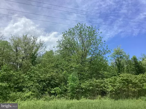 79 Ridge Rd, Mount Airy, MD 21771