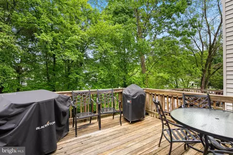 9405 Chippenham Dr, Laurel, MD 20723 photo 28