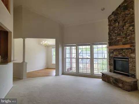 7925 Briarglen Dr #M, Elkridge, MD 21075