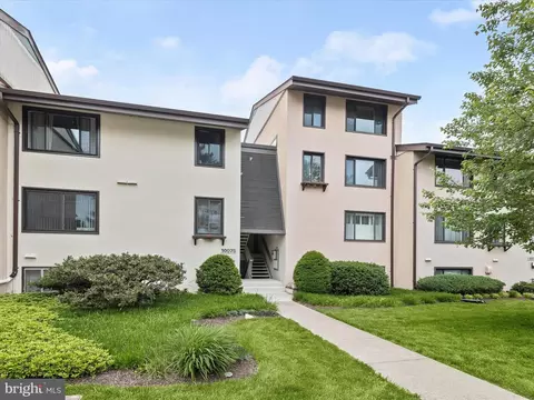 10075 Windstream Dr #6, Columbia, MD 21044