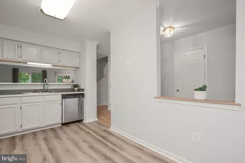 9413 Steeple Ct, Laurel, MD 20723 photo 7