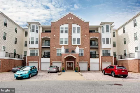 7325 Brookview Rd #307, Elkridge, MD 21075