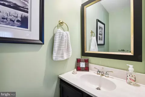 Bath - 9688 Baltimore Ave, Laurel, MD 20723 photo 1 of 3