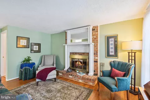 Living - 9688 Baltimore Ave, Laurel, MD 20723 photo 2 of 2