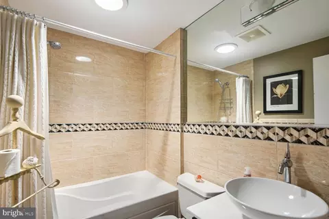 Bath - 9688 Baltimore Ave, Laurel, MD 20723 photo 3 of 3