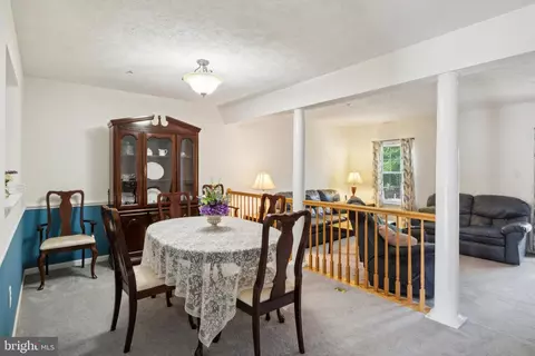 9314 Gordon Ct, Laurel, MD 20723 photo 6