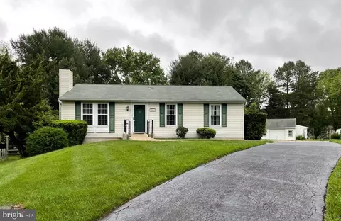 8066 Fetlock Ct, Ellicott City, MD 21043