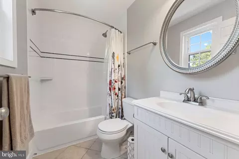 Bath - 8448 Jandy Ave, Laurel, MD 20723 photo 2 of 3
