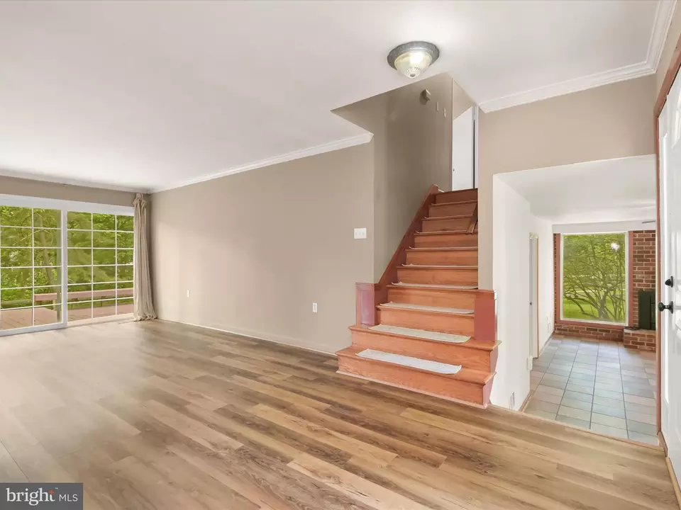 Living - 5396 Graywing Ct, Columbia, MD 21045 photo 8 of 8