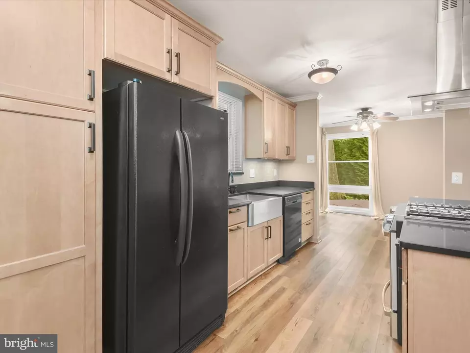 Kitchen - 5396 Graywing Ct, Columbia, MD 21045 photo 2 of 5