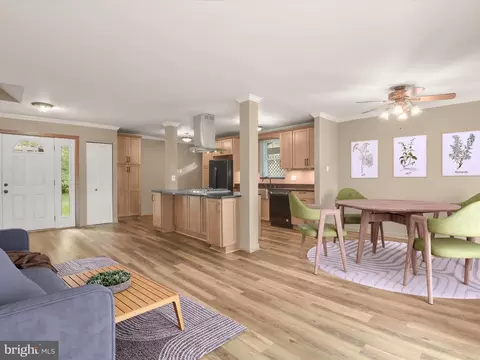 Living - 5396 Graywing Ct, Columbia, MD 21045 photo 1 of 8