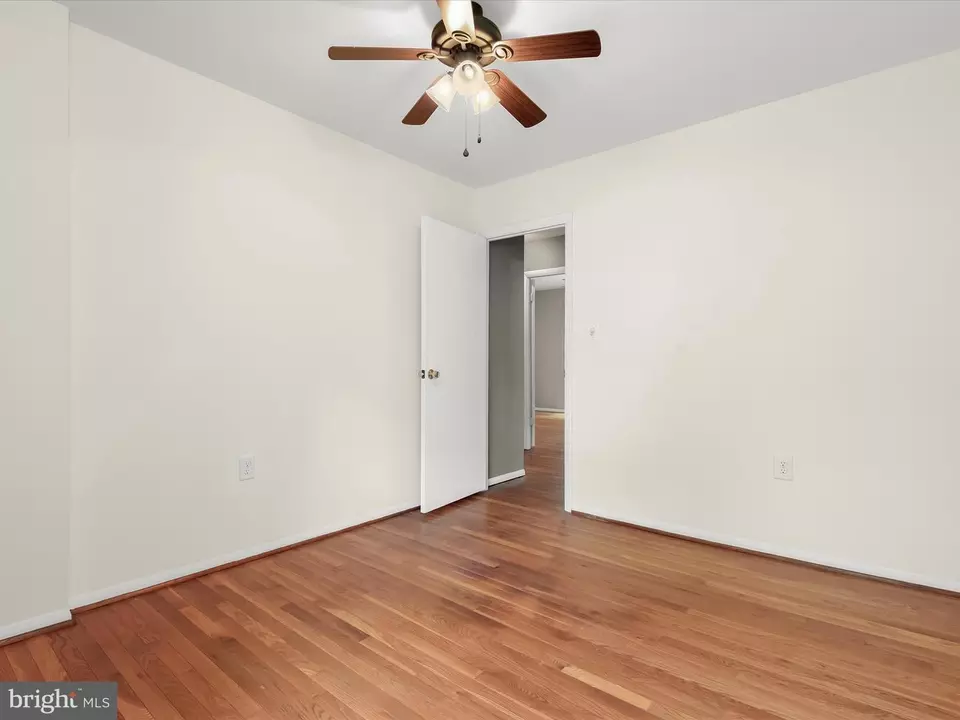 Bedroom - 5396 Graywing Ct, Columbia, MD 21045 photo 5 of 7