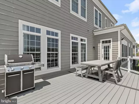 Exterior - 11421 Dairy St, Fulton, MD 20759 photo 4 of 19