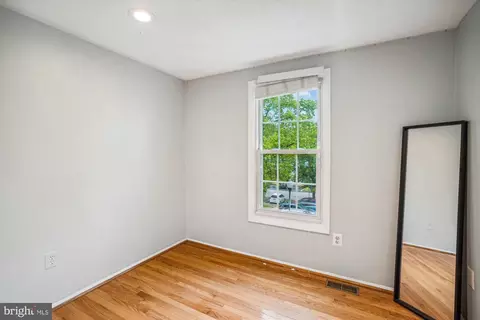 Bedroom - 9314 Cabot Ct, Laurel, MD 20723 photo 8 of 12