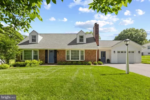 10117 Colonial Dr, Ellicott City, MD 21042