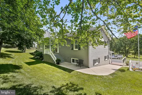 Exterior - 10693 Stansfield Rd, Laurel, MD 20723 photo 9 of 10