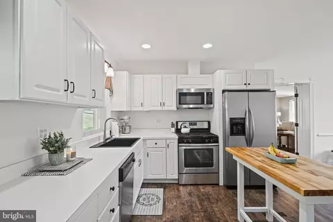 Kitchen - 10693 Stansfield Rd, Laurel, MD 20723 photo 1 of 3
