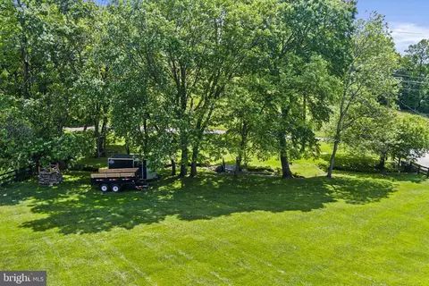 Exterior - 10693 Stansfield Rd, Laurel, MD 20723 photo 8 of 10