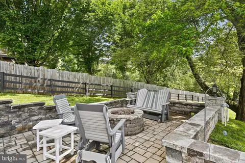Exterior - 10693 Stansfield Rd, Laurel, MD 20723 photo 5 of 10