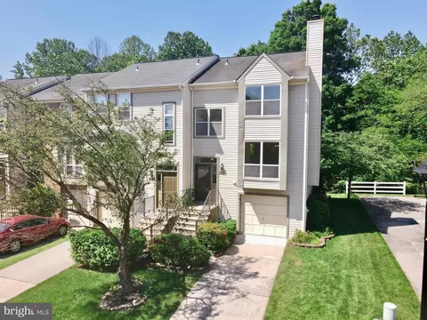 7822 Falling Leaves Ct, Ellicott City, MD 21043