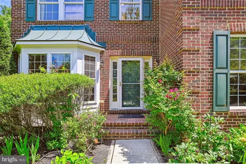 4325 Broadgate Cir, Ellicott City, MD 21043