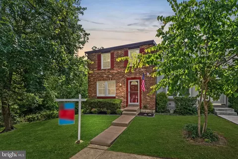 10697 Glen Hannah Dr, Laurel, MD 20723