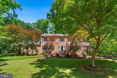 3163 Danmark Dr, West Friendship, MD 21794